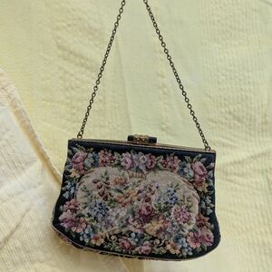 #8 antique handmade Victorian petit point needlepoint tapestry purse with a flor